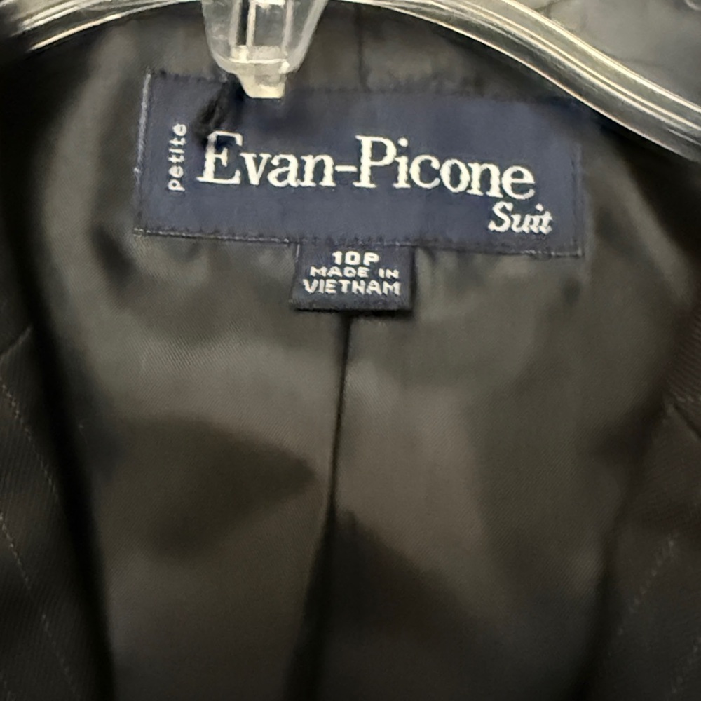 Women’s dark navy pin stripped suit jacket - Picture 2 of 5